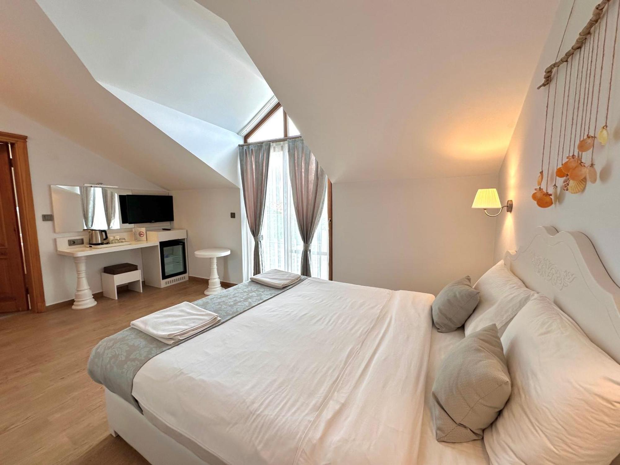 Kumluk Hotel Datça Esterno foto